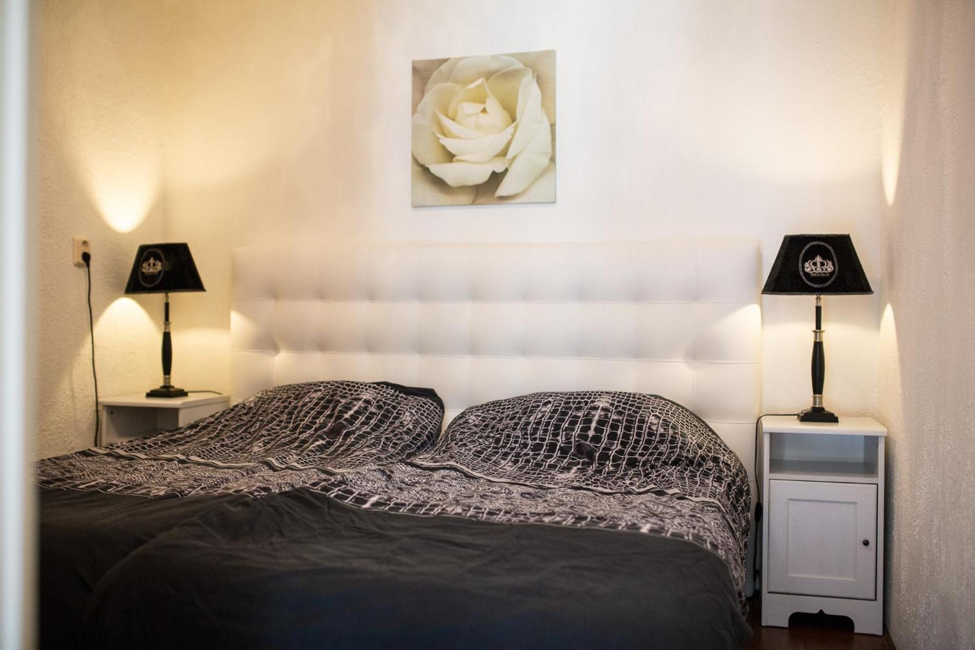 Seastar Apartment